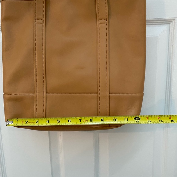 Coach Tan Leather Tote Bag - Picture 3 of 9
